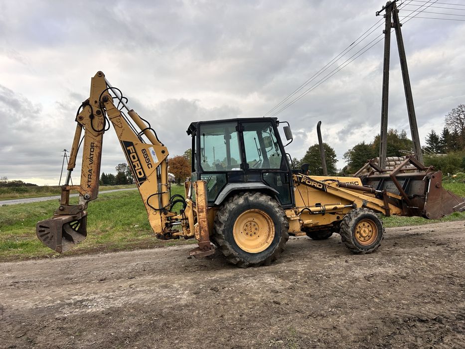 Koparko ladowarka New Holand Ford 655 C