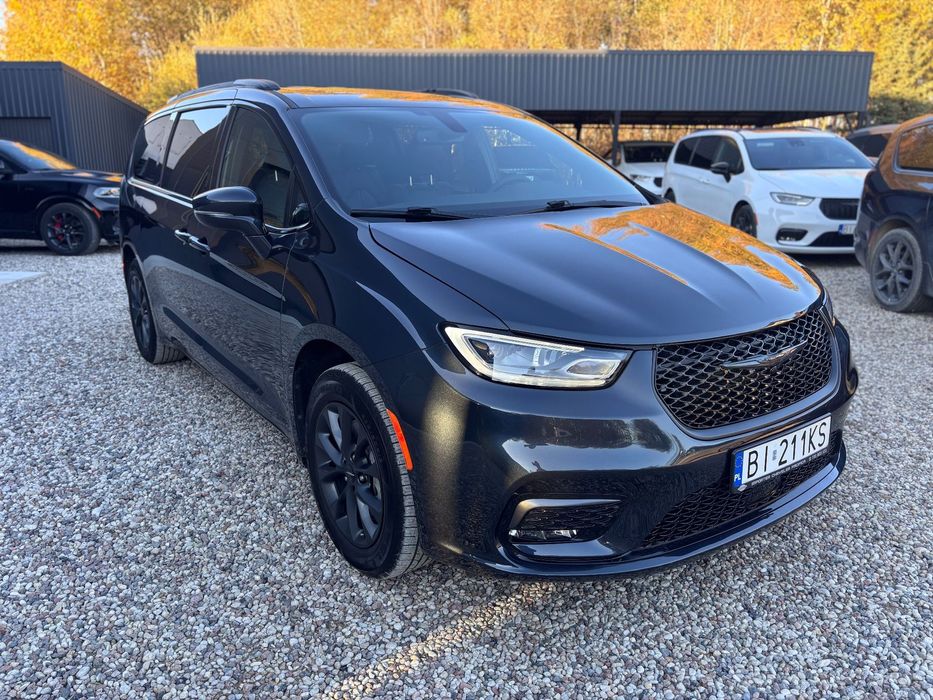 Chrysler Pacifica 2021 AWD 4x4,wersja S,DVD,liczniki Europa