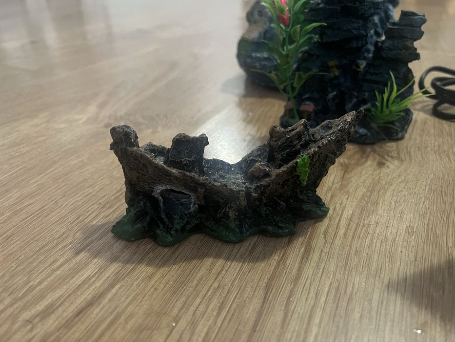 Akarium owalne 25l wraz z calym zestawem