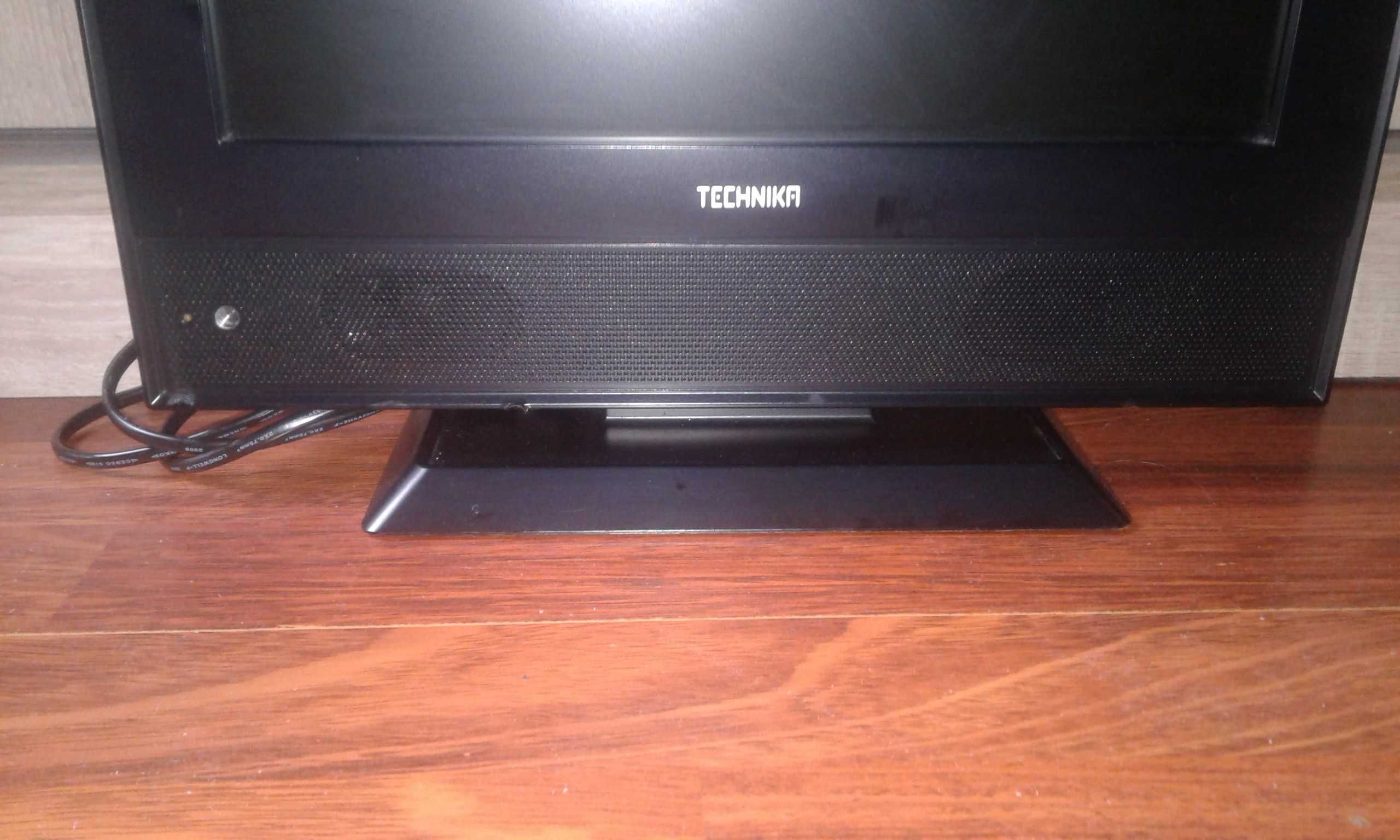 Telewizor Firmy Technika LCD15 107CE