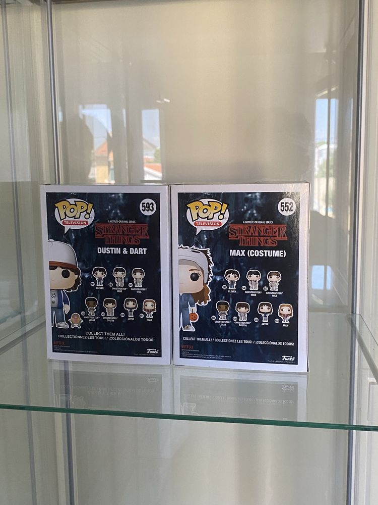 Funko pop stranger things - dustin e max especial 2 temporada