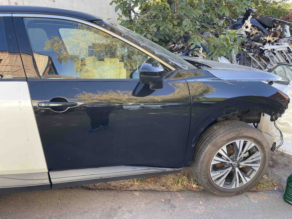 Дверь пер прав Nissan Rogue T 33 KH 3