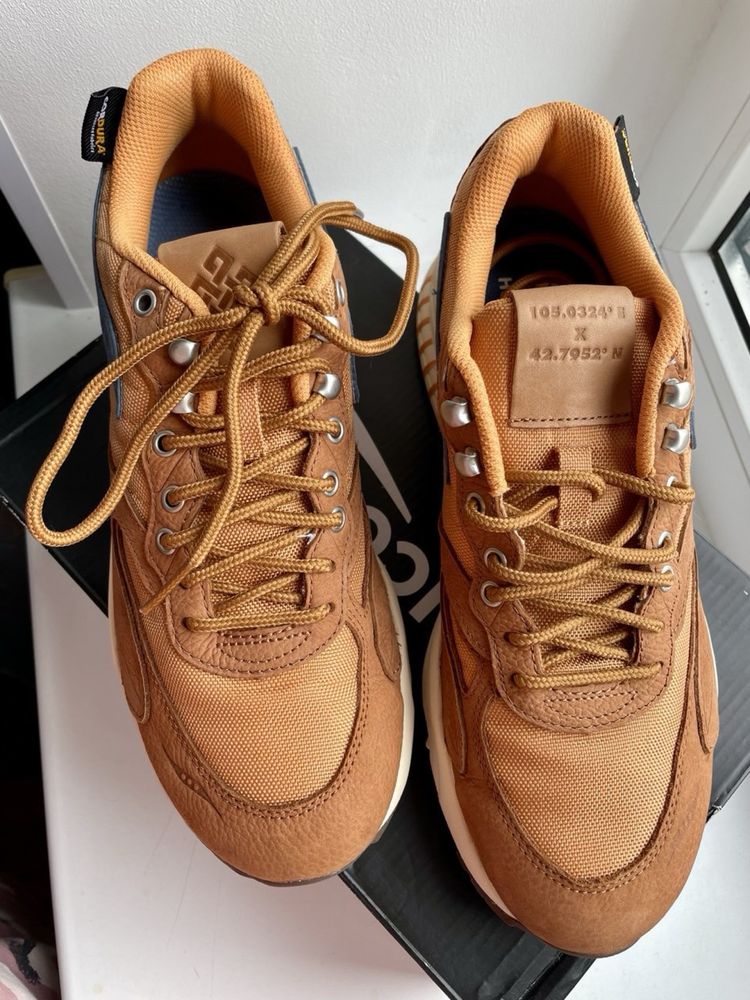 Saucony 3D Grid Hurricane Endless Knot