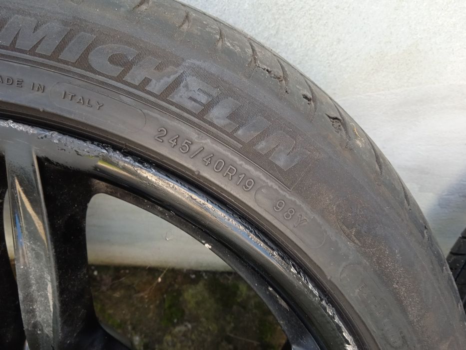 Felgi z oponami  BMW