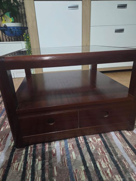 Mesa sala de visitas