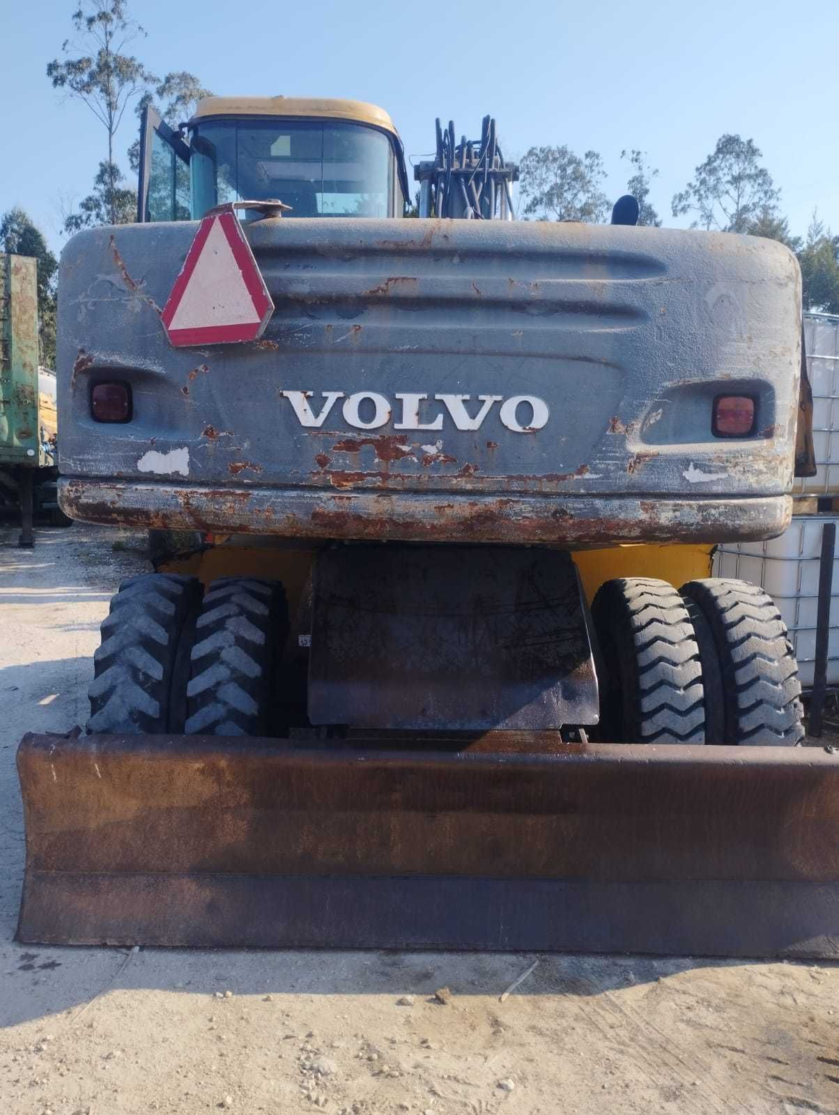 Giratória  de rodas volvo