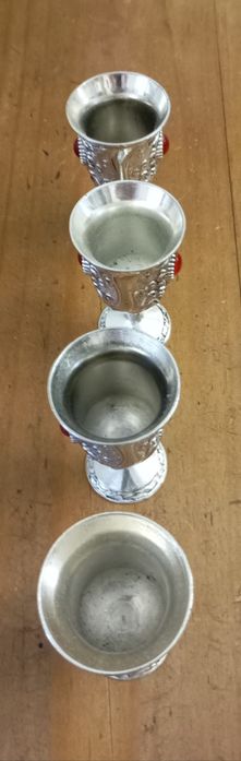 Conjunto de 4 cálices vermelho