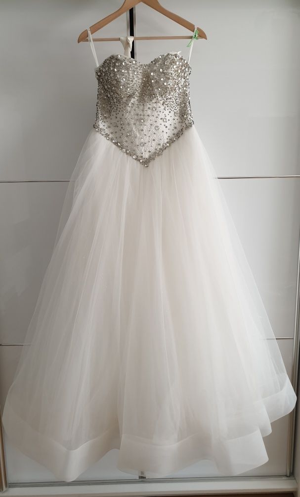 Suknia ślubna księżniczka model Stones+Biżuteria,dodatki