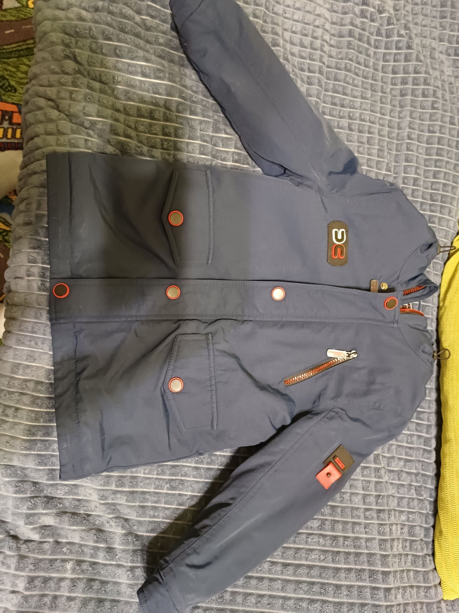 Весеняя курточка для мальчика