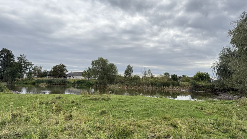 Продаж землі біля лісу та озера село Забороль