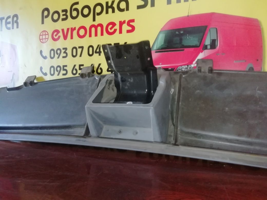 Полка в Mercedes Sprinter W903 Volkswagen LT 35 .Разборка Спринтер
