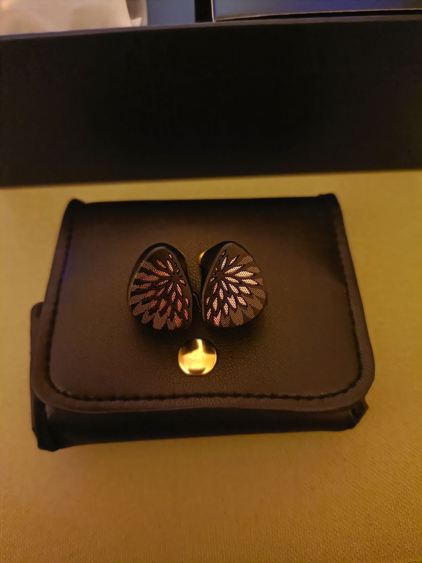 IEM Наушники Tangzu Yu Xuan Ji TPLX 10