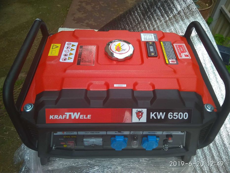 Инвертор KRAFTWELE 4800wat генератор бензиновый газовый з акамулятом