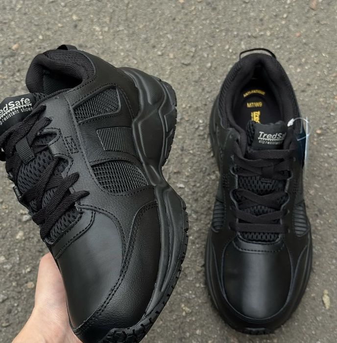 Продам Кросівки американский бренд