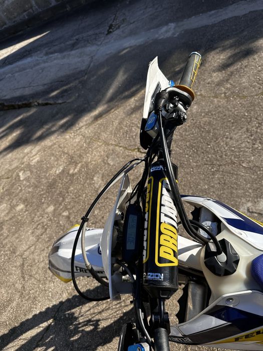 Oportunidade Husqvarna fe 450