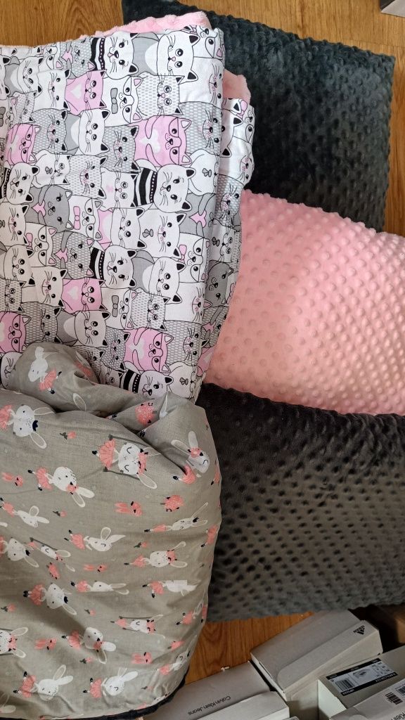 Zestaw kołderek poduszek dla dziecka
