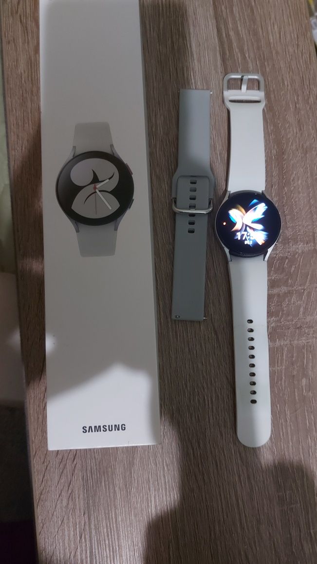 Смарт-часы Samsung Galaxy Watch4 40mm