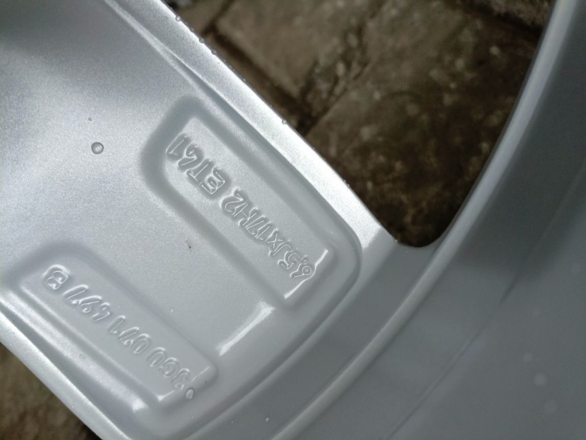 NOWE Koła aluminiowe letnie 215/55/17 VW volkswagen skoda 5x112