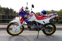 Honda NX 650 Dominator