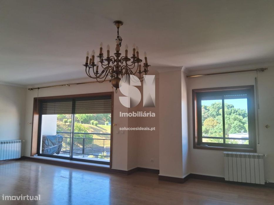 Apartamento T5 DUPLEX