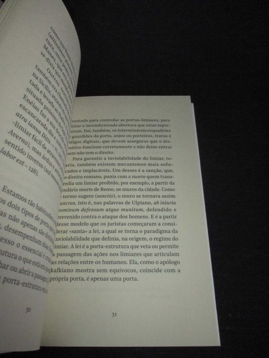 Livro Quando a casa queima Giorgio Agamben