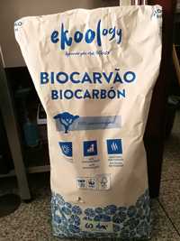 Biocarvão para churrascos