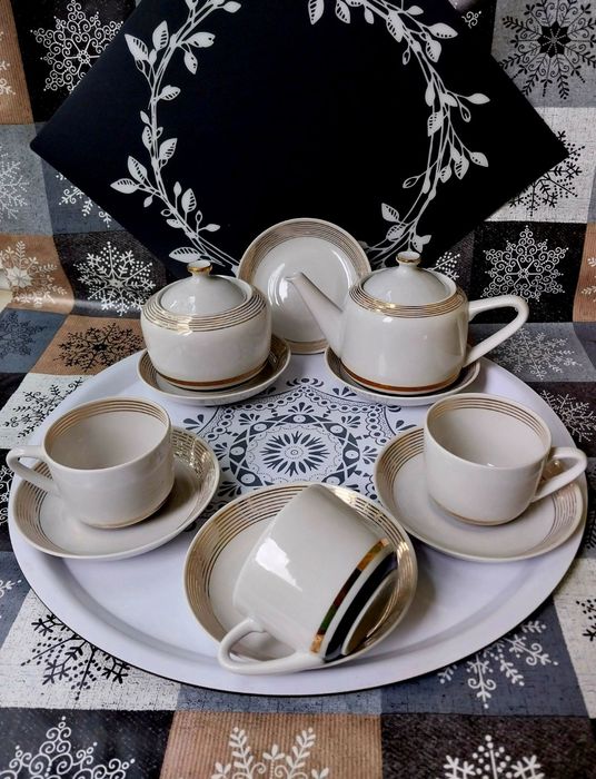 Чорно-біла порцеляна широка полоса позолоти Суми Городниця Вербілки