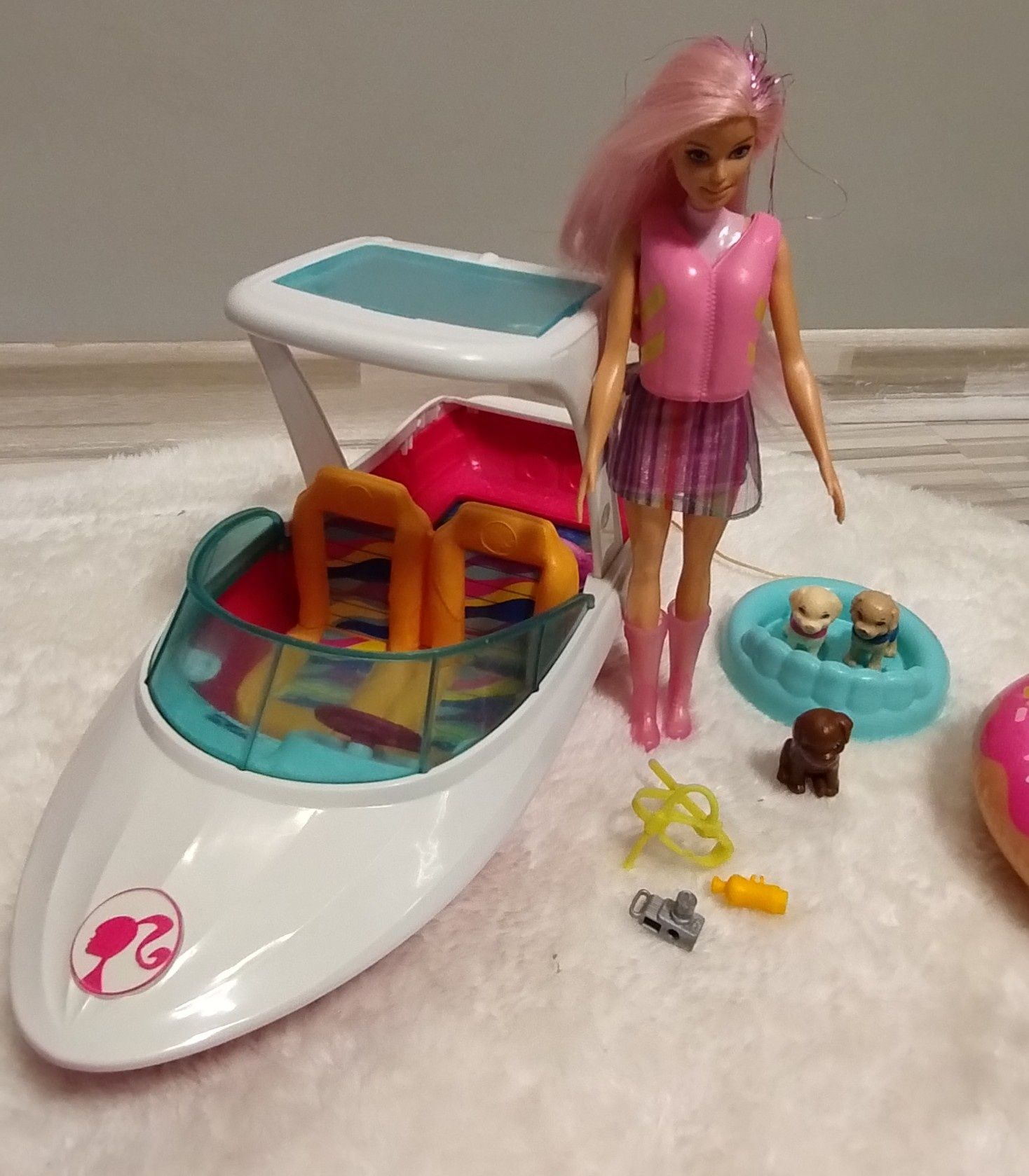 Jacht Barbie z lalkami i akcesoriami