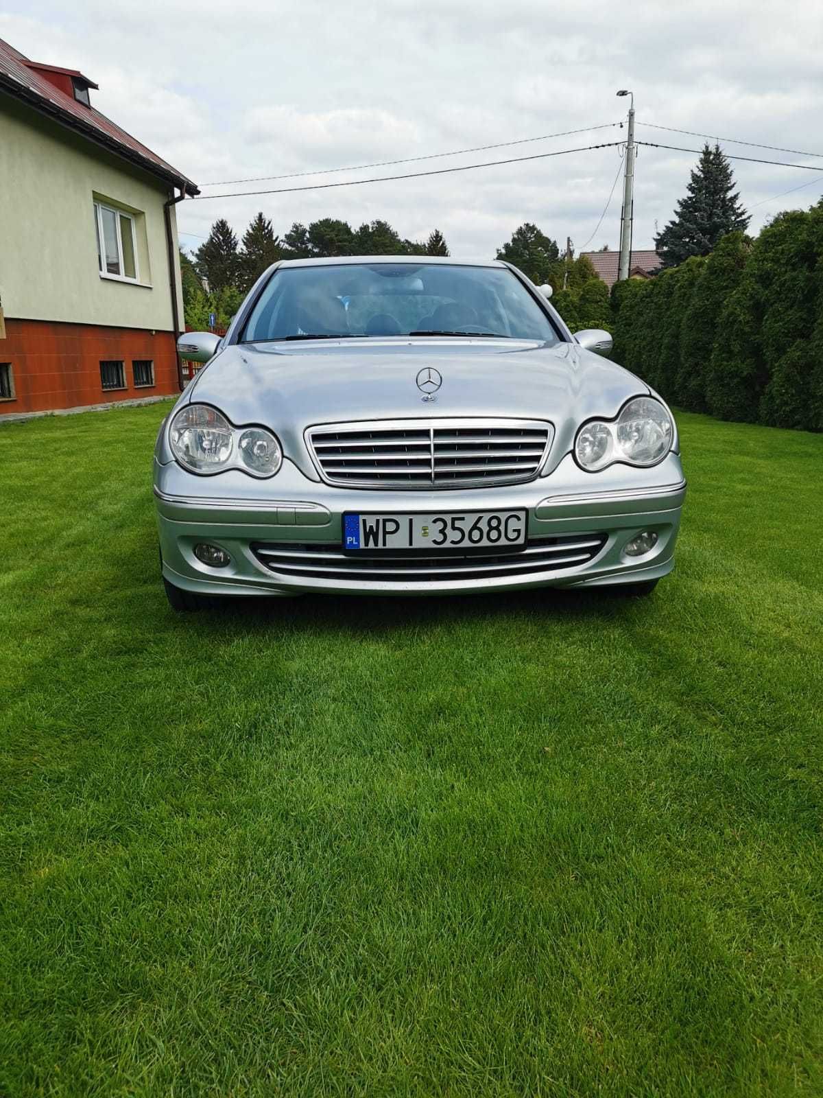 Sprzedam Mercedes C 203