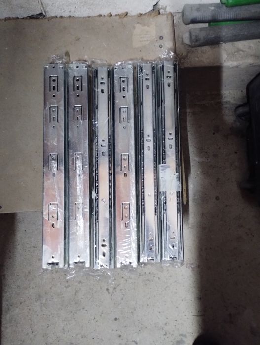 Направляючі до шуфляд. Меблеві направляючі.