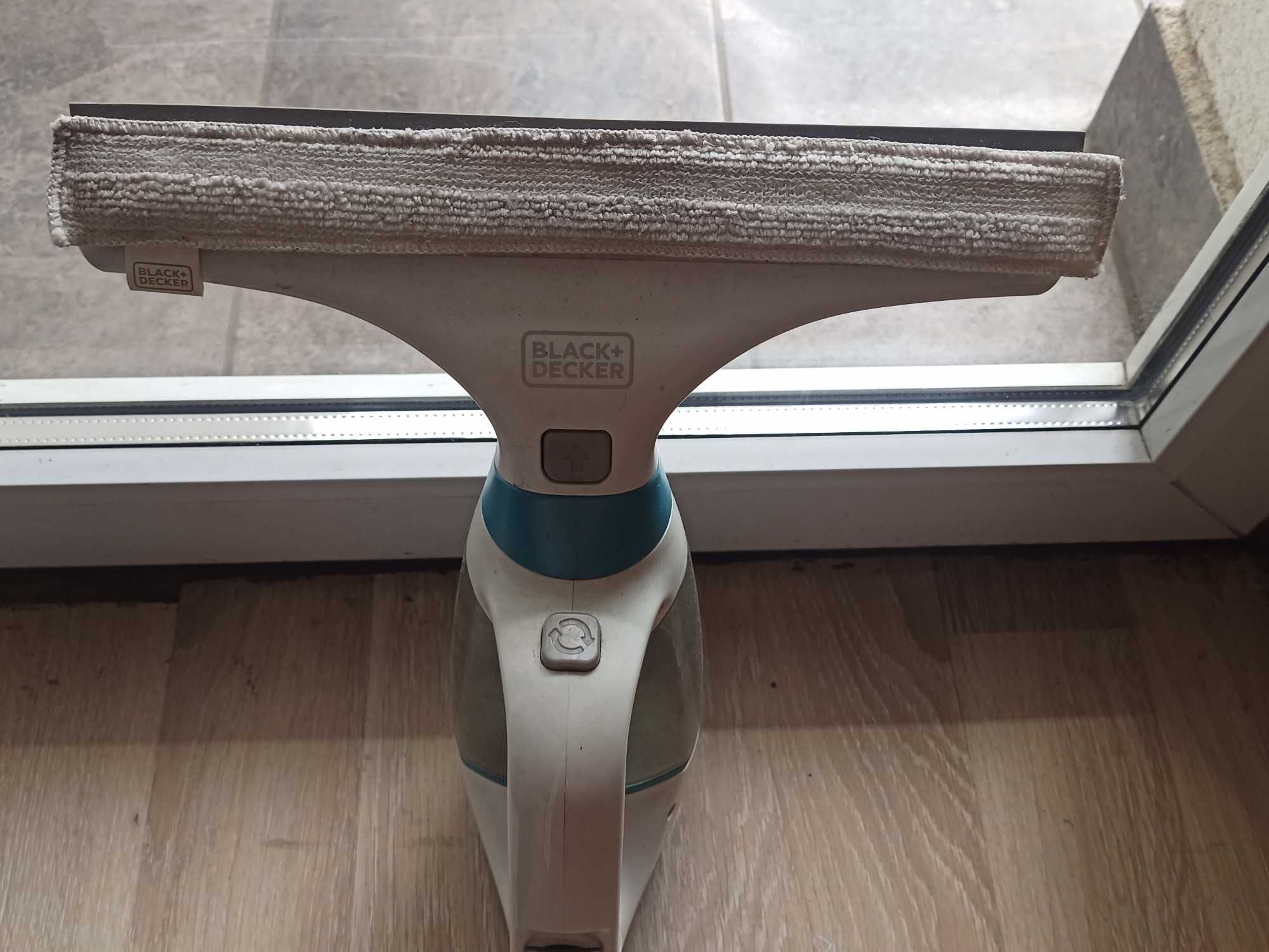 Myjka do okien BLACK&DECKER WW100