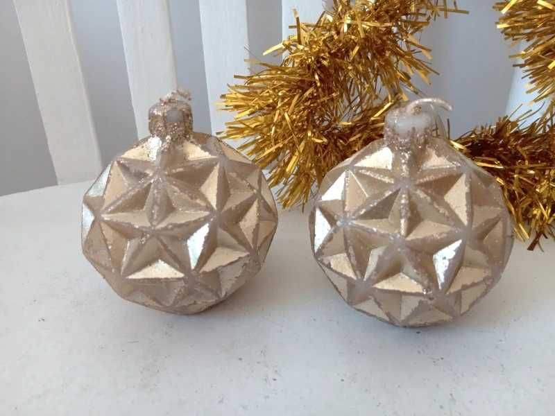 Bożonarodzeniowe Ozdobne Świeczki w kształcie bombek- 3 sztuki