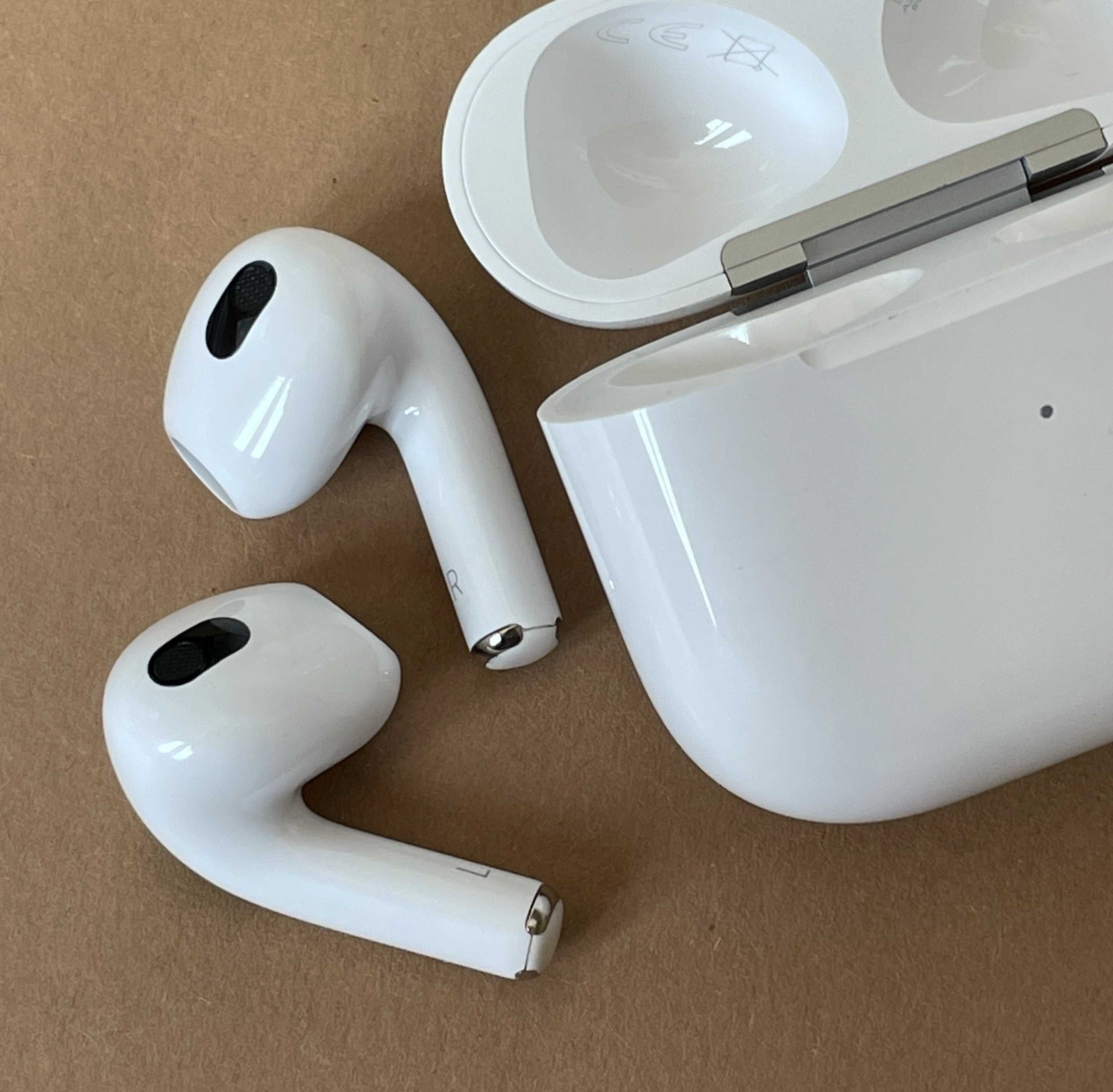 Чохол в подарунок! AirPods 3 преміум якість 1:1