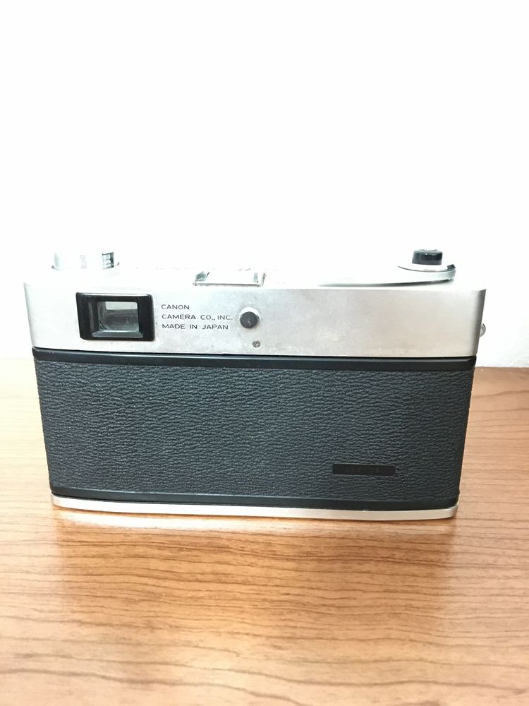 Canon Canonet QL17