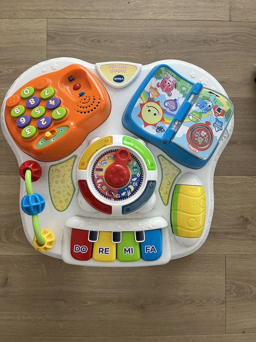 Stolik edukacyjny interaktywny vtech
