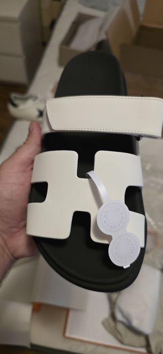 Sandalias Hermés