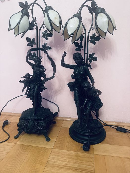 Lampa figuralna antyczna 2 sztuki wysoka stołowa