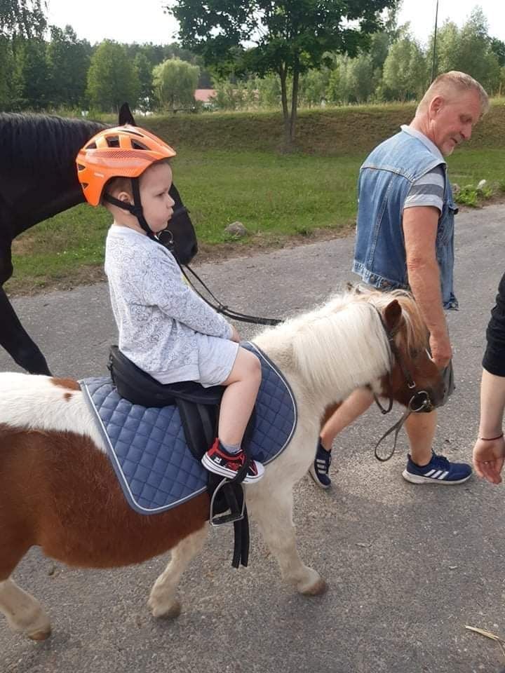 Kask rowerowy stan bardzo dobry rozmiar xs firmy RADVIK