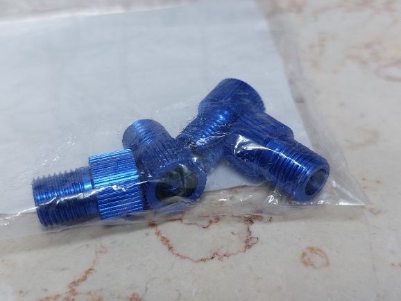 Adapter presta rowerowy na AUTO do pompowania roweru na stacji