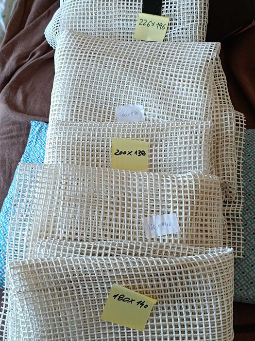 5 Proteções antiaderentes para Tapetes e Carpetes