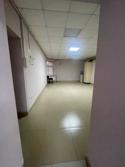 Оренда приміщення на вул. Новаківського