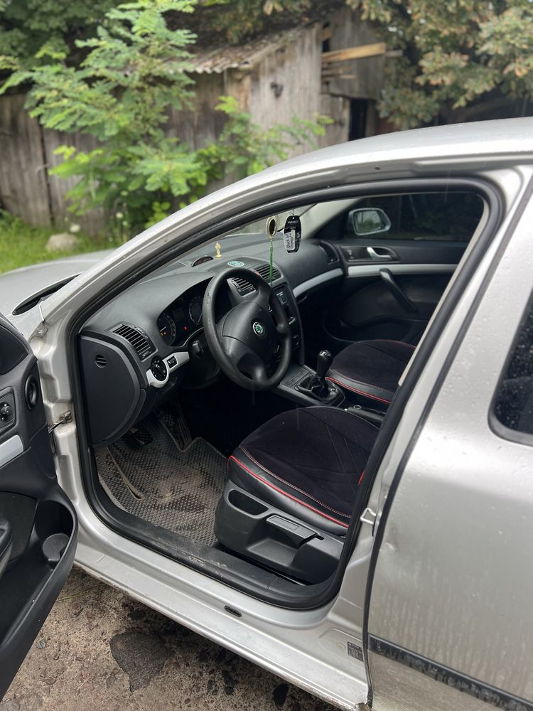 Продам шкода а5 2006рік