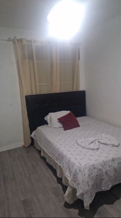 Quarto na tapada das merces, a 30 segundos da estacao de comboio