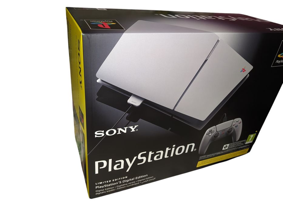 PlayStation 5 30th anniversary karton
