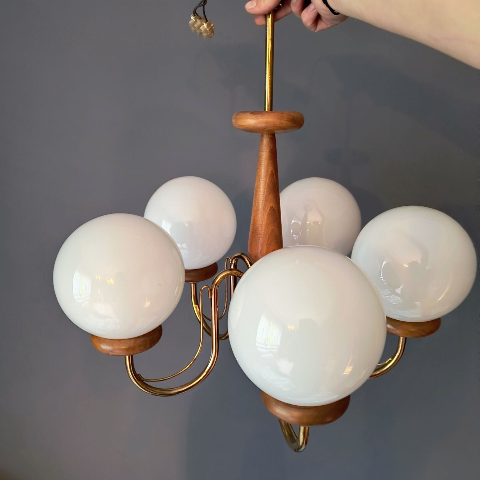 Lampa sufitowa z kulami