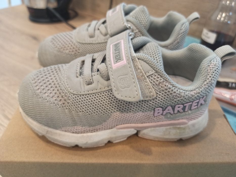 Adidasy Bartek r. 25