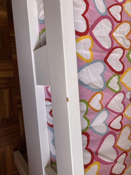 Cama criança Ikea 70x160cm com estrado incluido