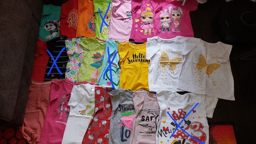 Футболки и майки разные много