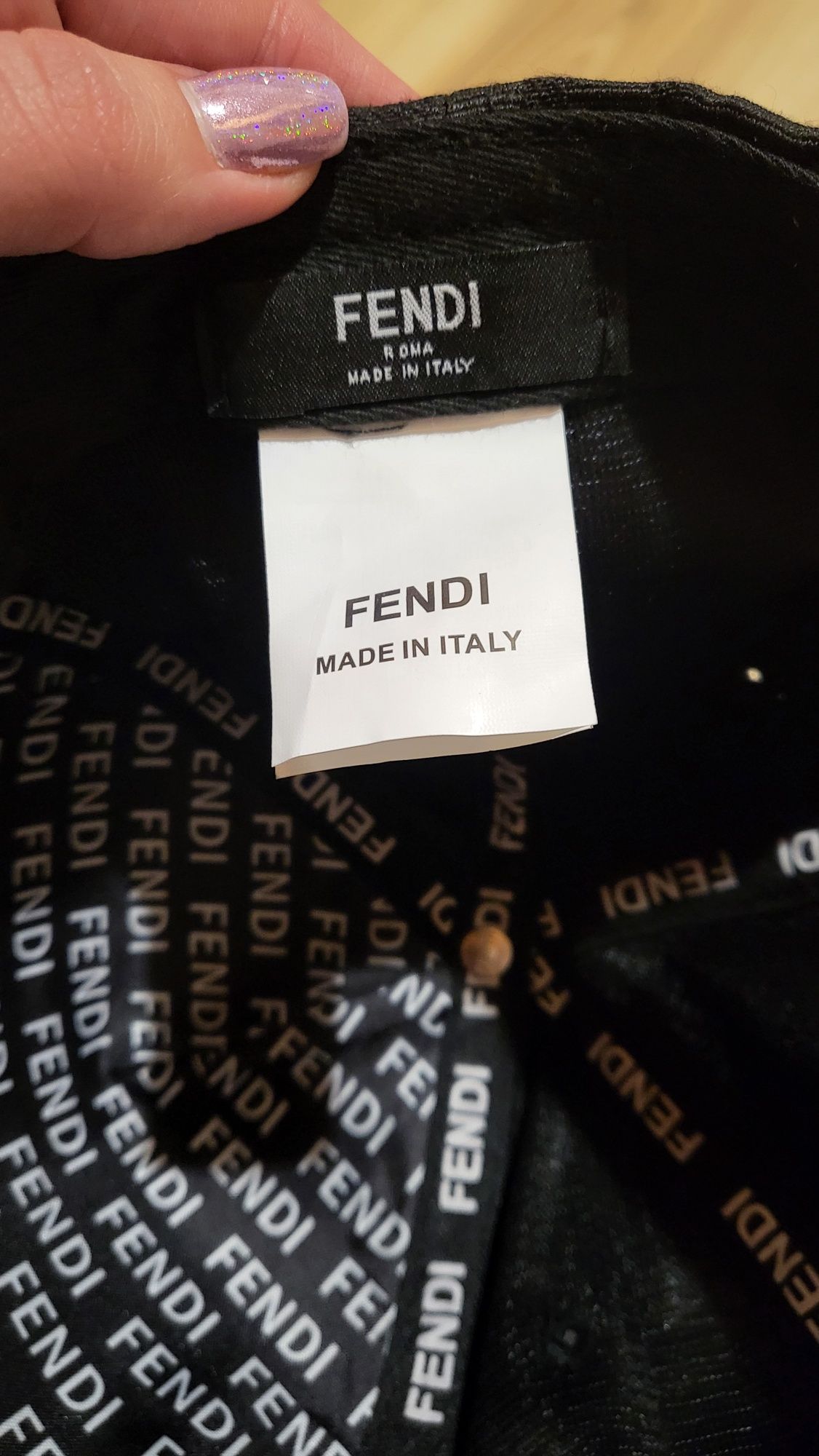 Czapka Fendi Roma Nowa