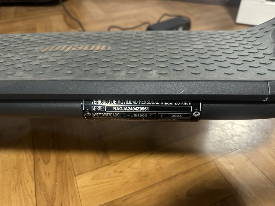 Ninebot Kickscooter F2